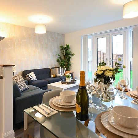 Luxury 4 Bed House With Gated Parking In The Heart Of Birmingham! 아파트 외부 사진