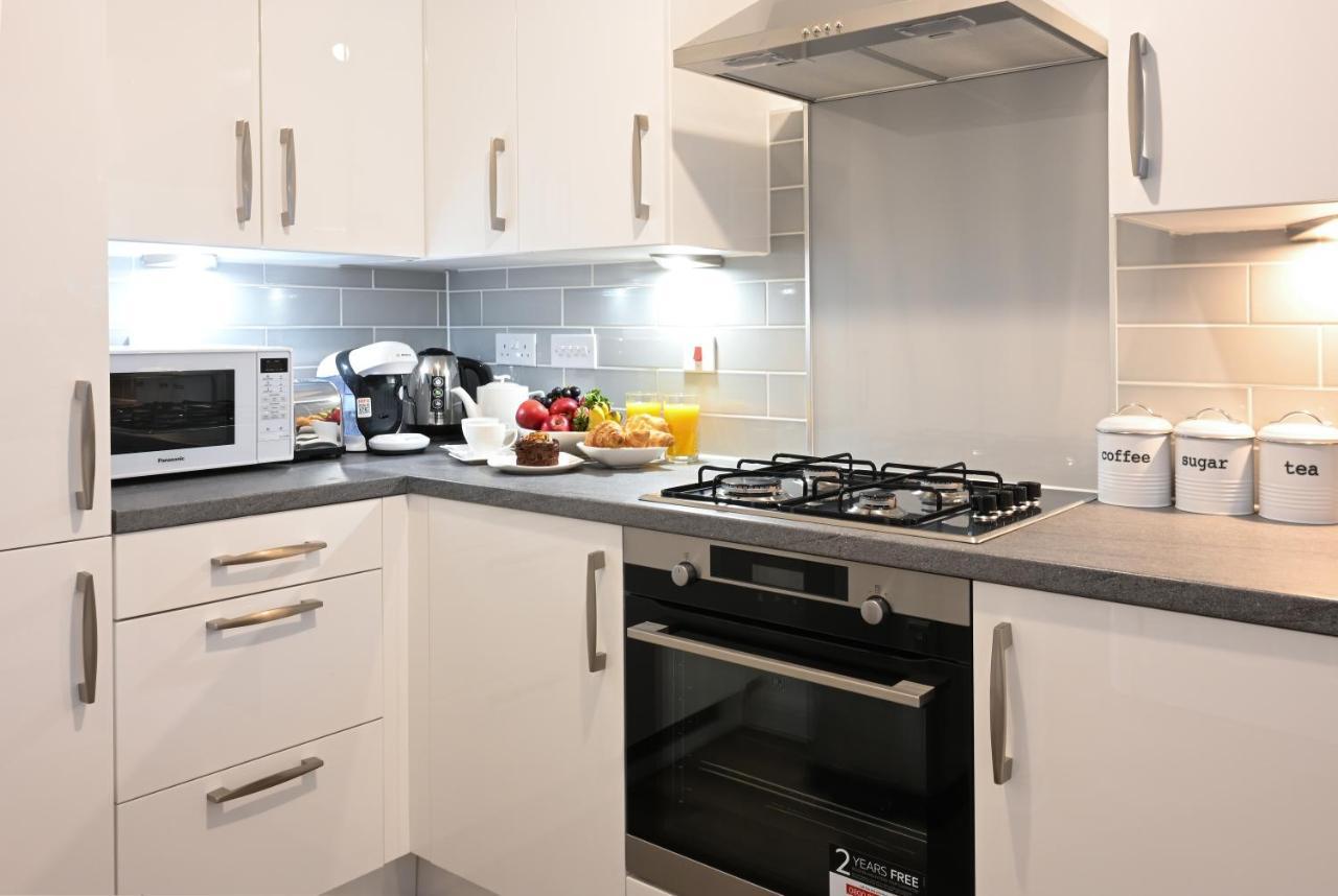 Luxury 4 Bed House With Gated Parking In The Heart Of Birmingham! 아파트 외부 사진
