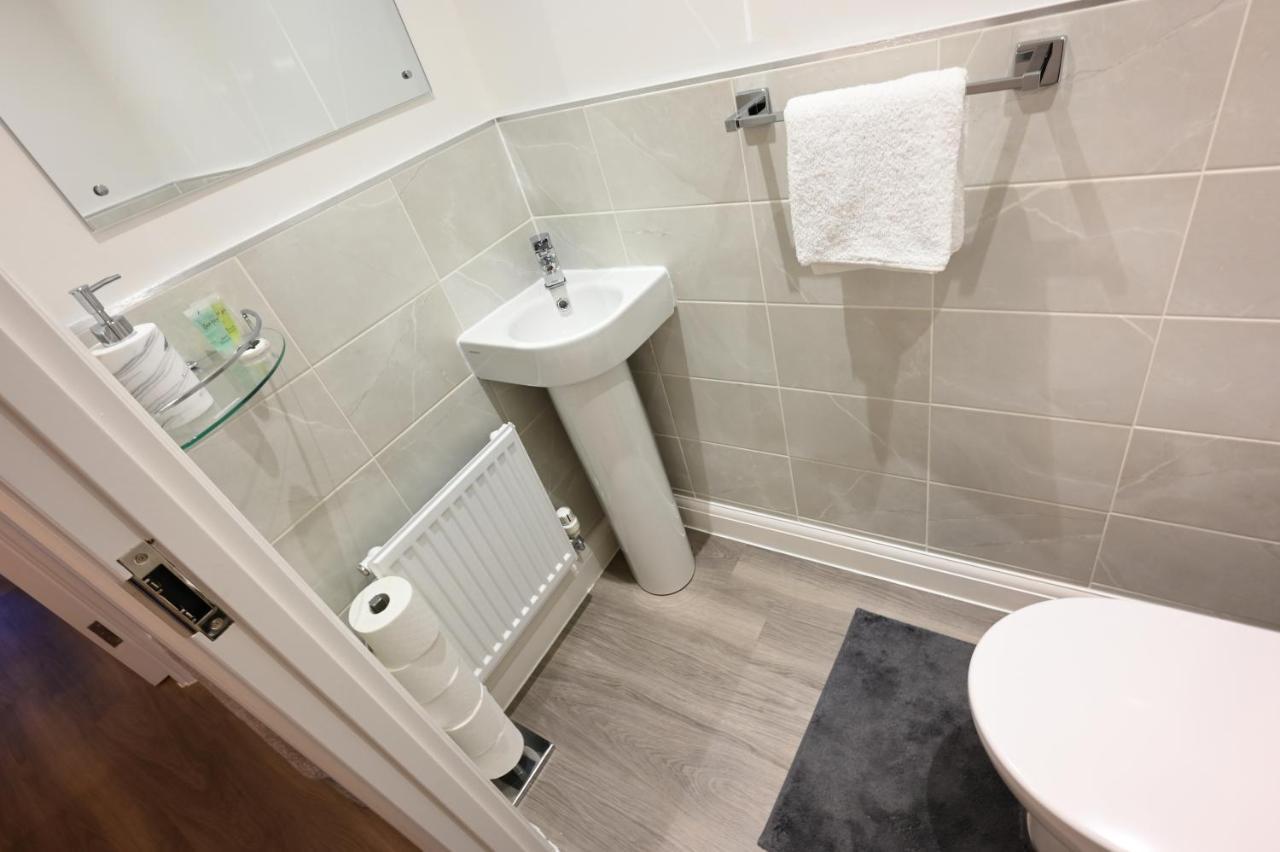 Luxury 4 Bed House With Gated Parking In The Heart Of Birmingham! 아파트 외부 사진
